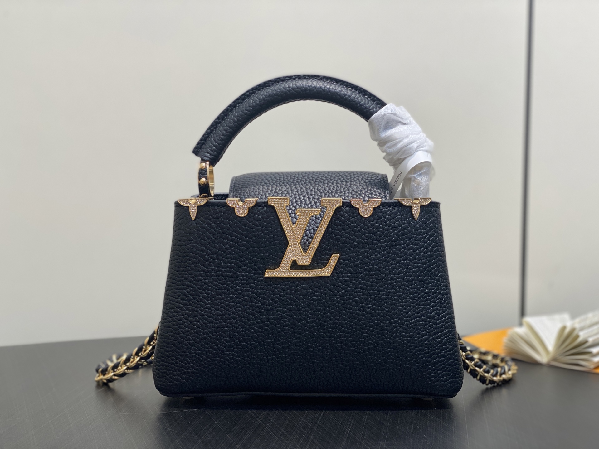 LV Monogram Flower M48865