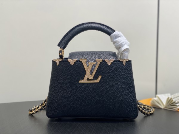 LV Monogram Flower M48865