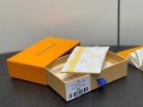 LV Monogram Glow M14771