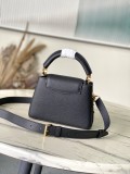 LV Capucines M13714
