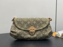 LV Vintage M95217