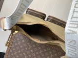 LV vintage M12697
