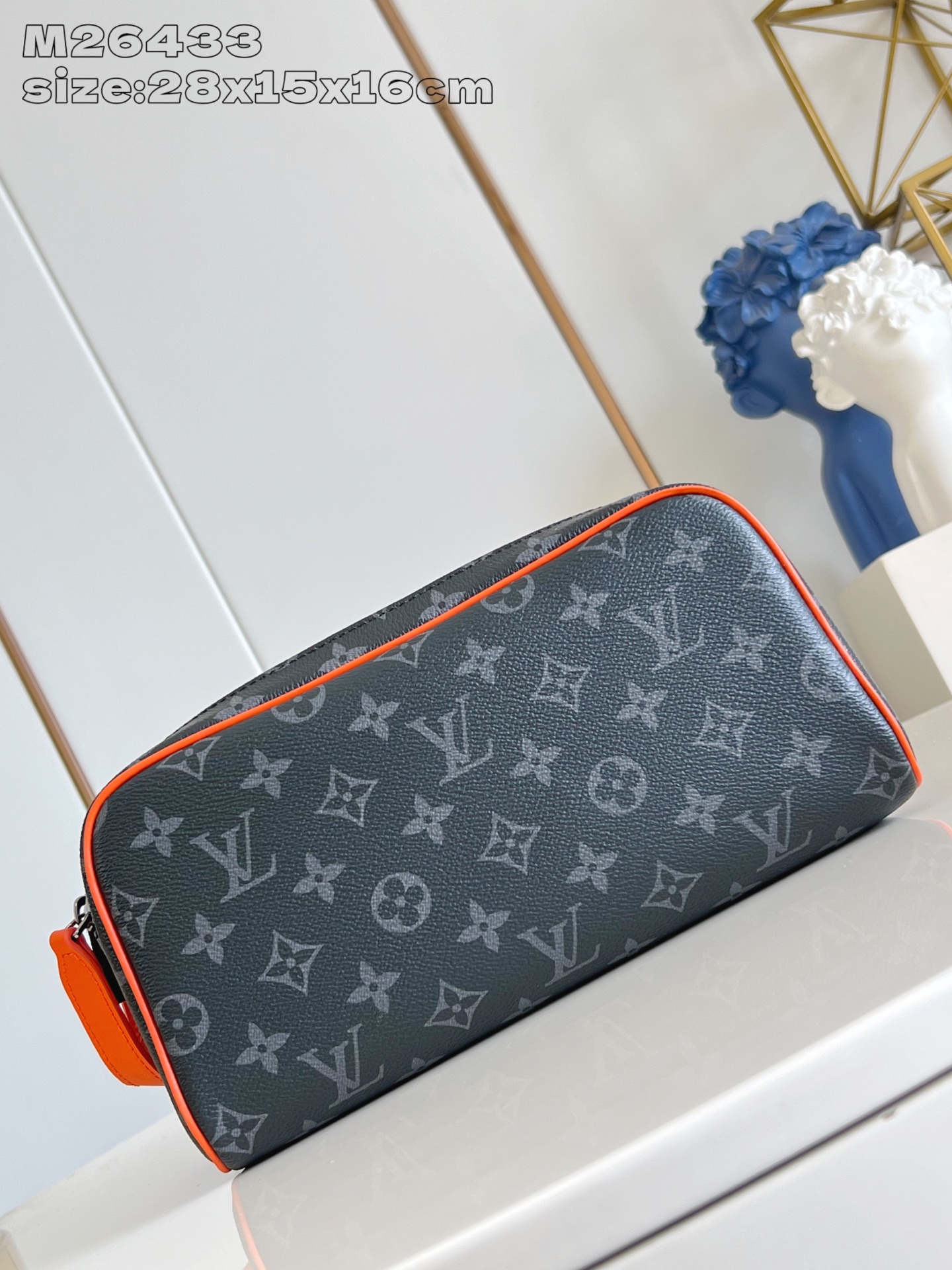 LV Monogram Eclipse M15246