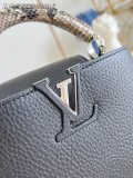LV Capucines M85513