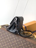 LV Dauphine Soft M13450