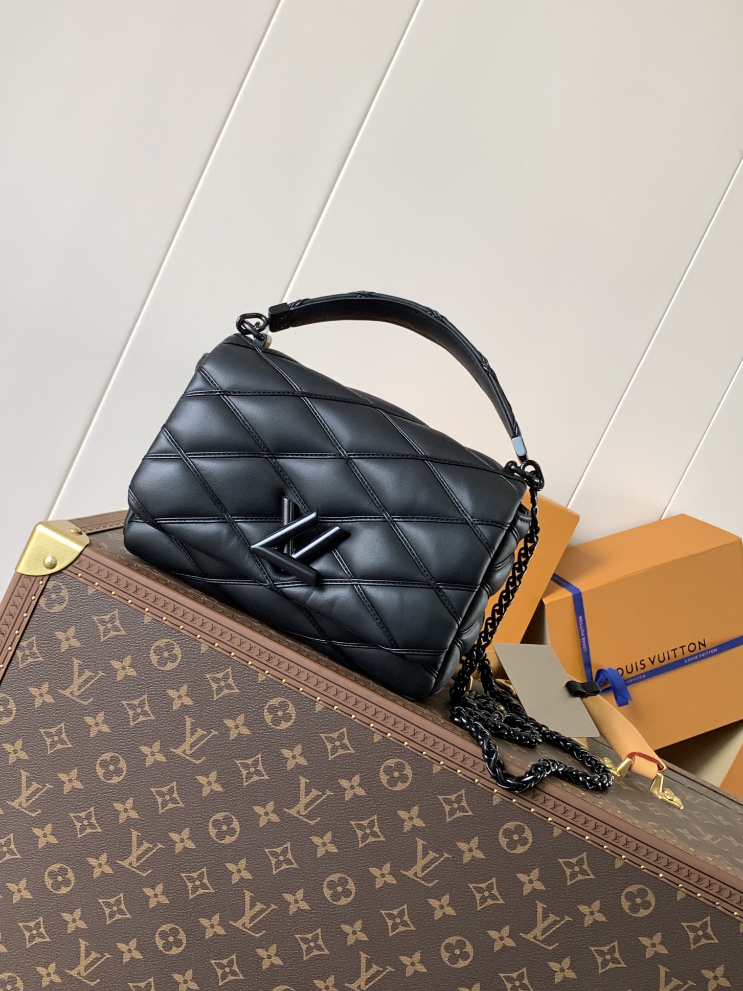 LV Twist M23045