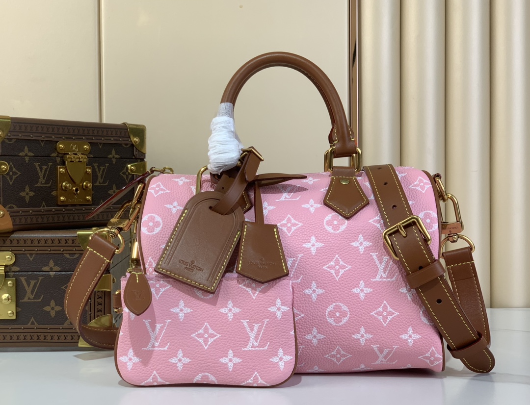 LV Pharrell Williams M24437