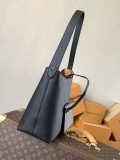 LV Low Key Hobo M25352