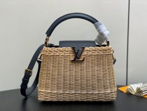 LV Capucines BB Hl M26005