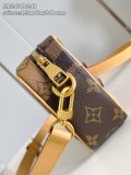 LV Monogram M26020