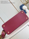 LV Capucines Souple M24607