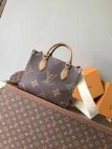 LV Monogram Reverse M46373