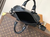 LV Monogram Eclipse Reverse P01942