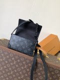 LV Monogram Eclipse M81783