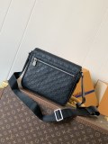 LV Damier Infini M42711