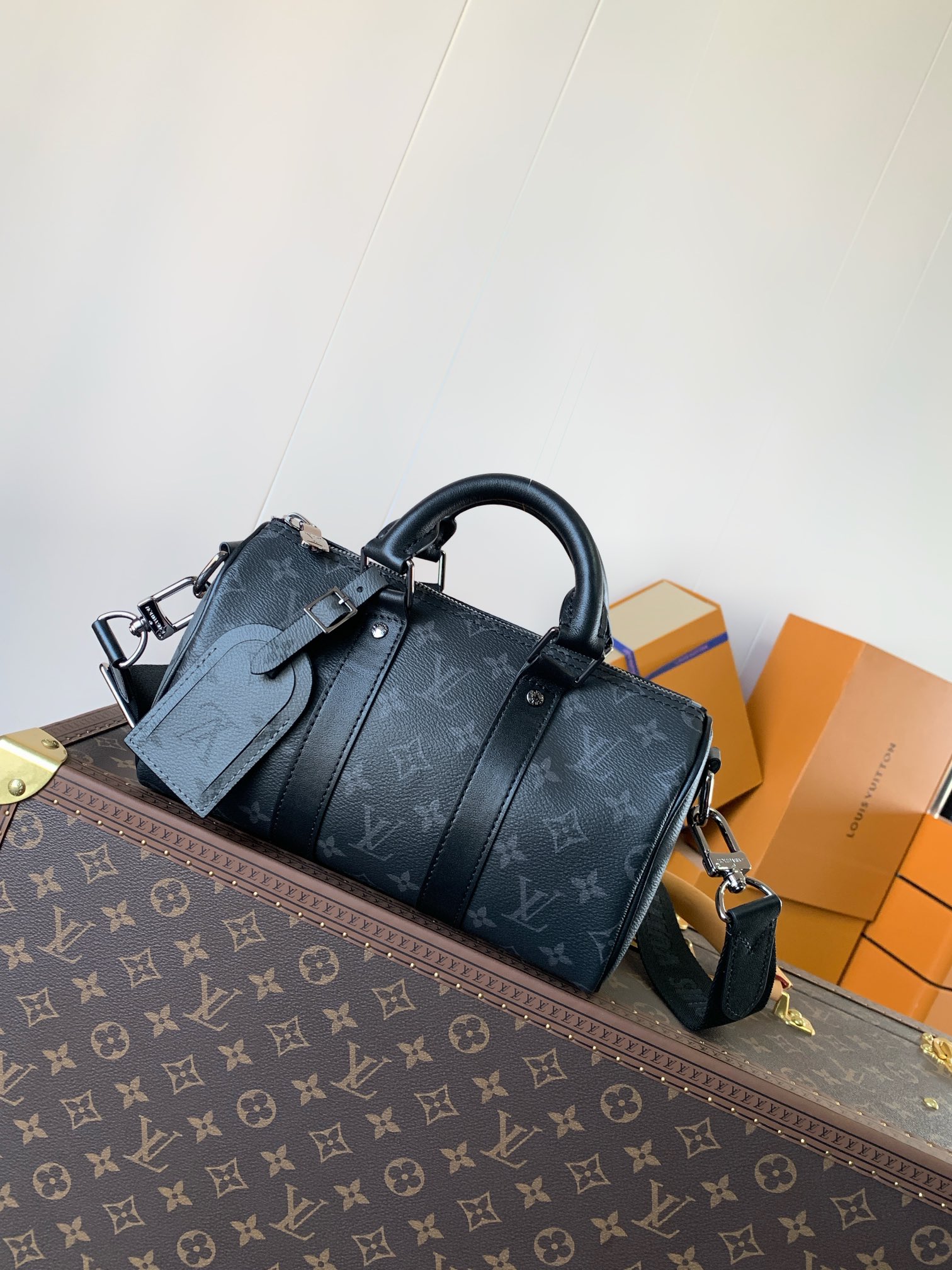 LV Monogram Eclipse Reverse M46271