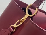 LV CAPUCINES SOUPLE M24607
