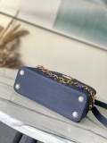 LV Capucines M14971