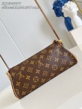 LV Pochette Eva M13567