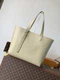 LV Low Key Cabas M25341