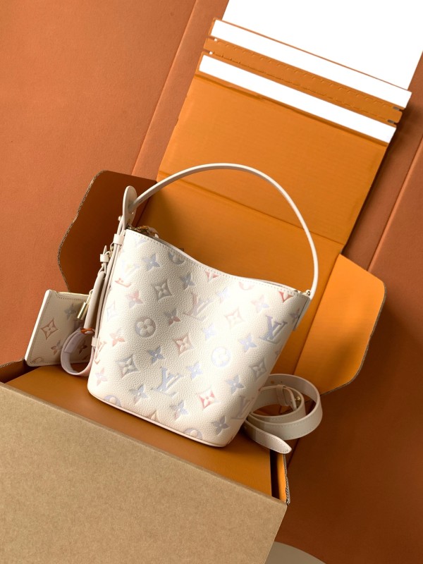 LV ALL IN BB M25673