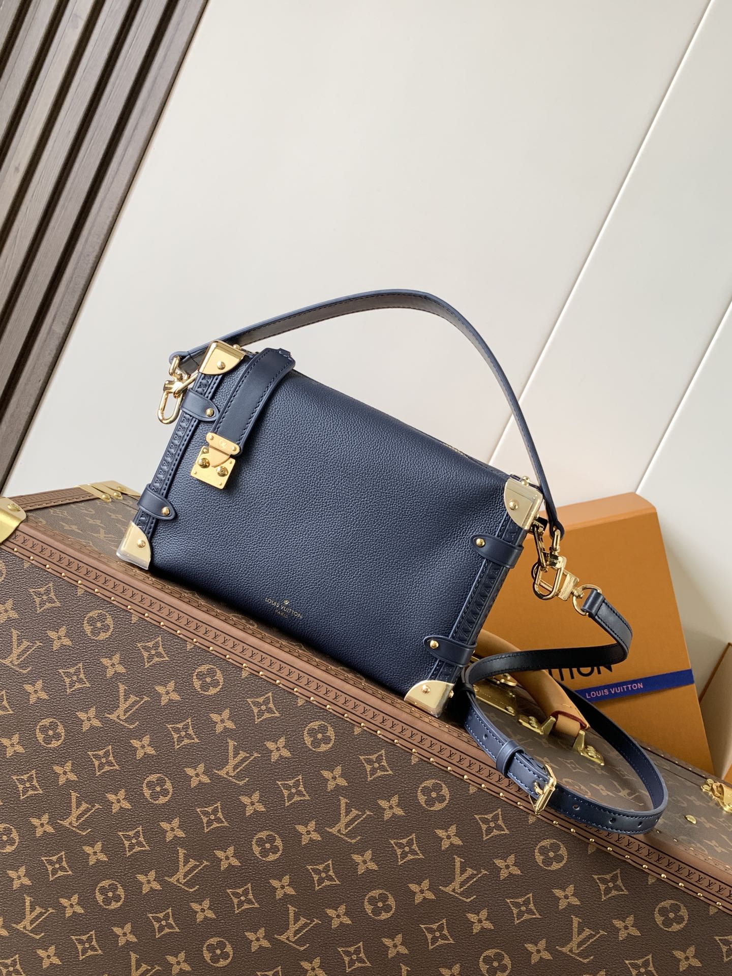 LV Nicolas Ghesqui M15226