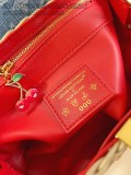 LV Capucines M48865