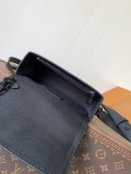 LV Monogram Eclipse M81783