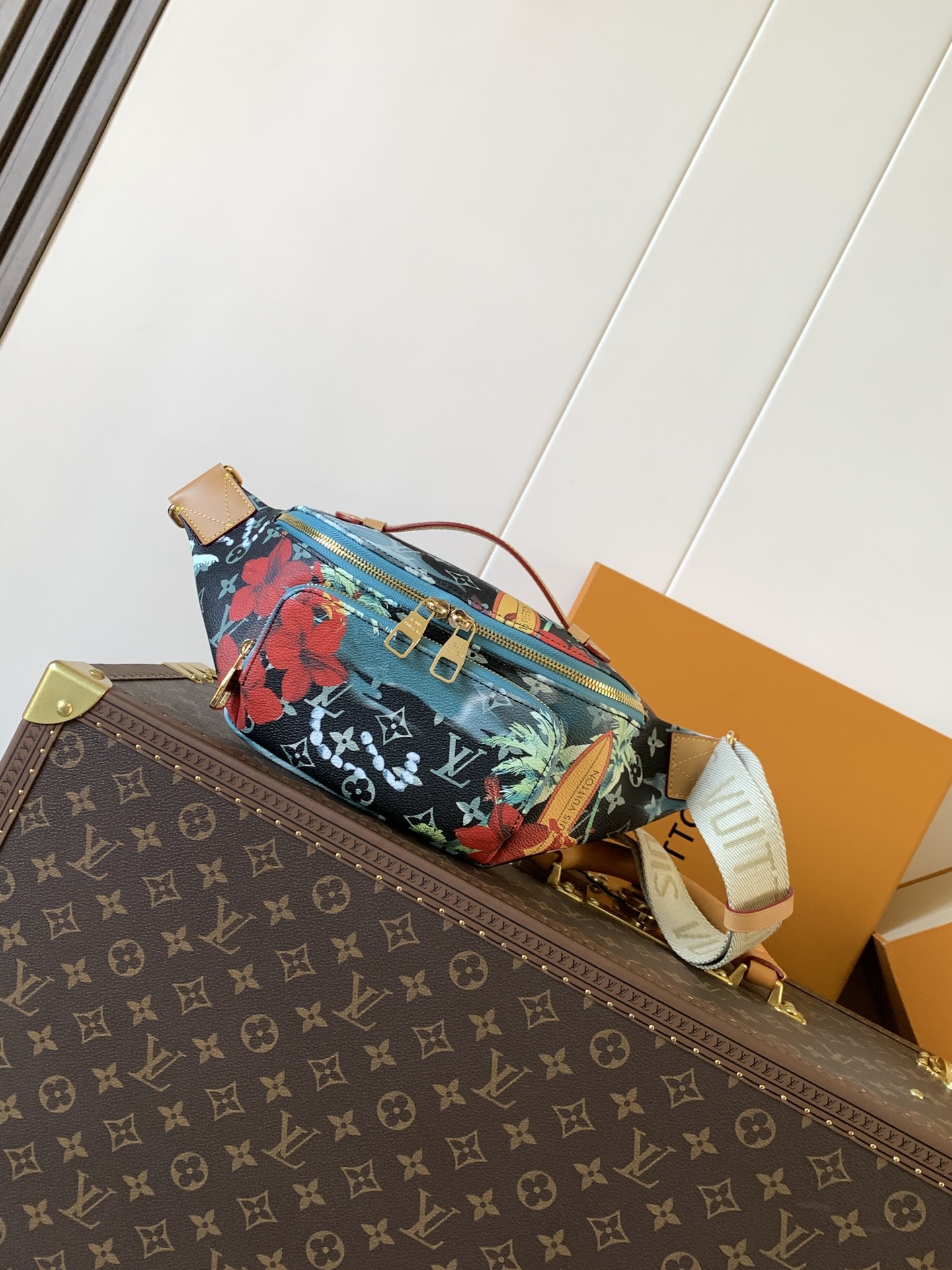 LV Monogram Craggy M24992