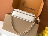 LV TIS EAST WEST M25682