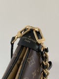 LV Monogram Reverse M46659