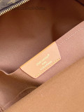 LV Discovery Cargo M25979