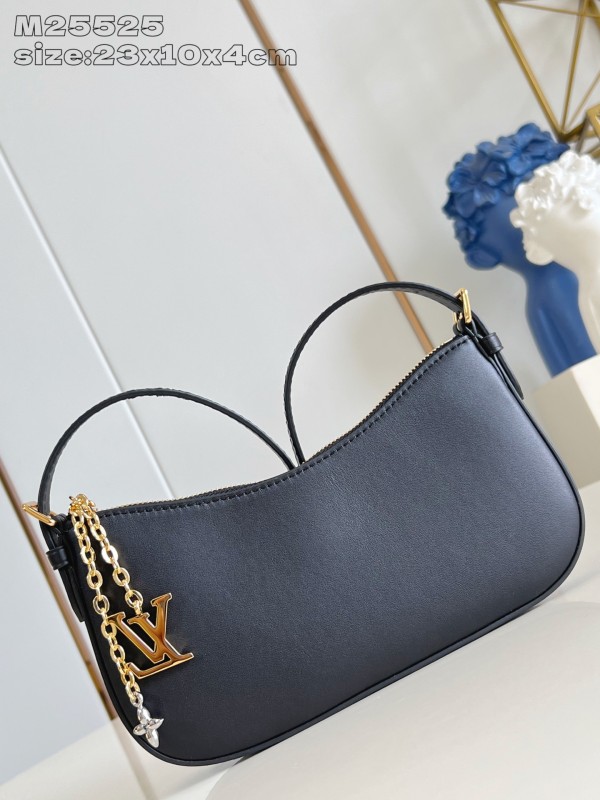 LV Pochette LV Bloom M25525