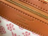 LV Capucines M26025
