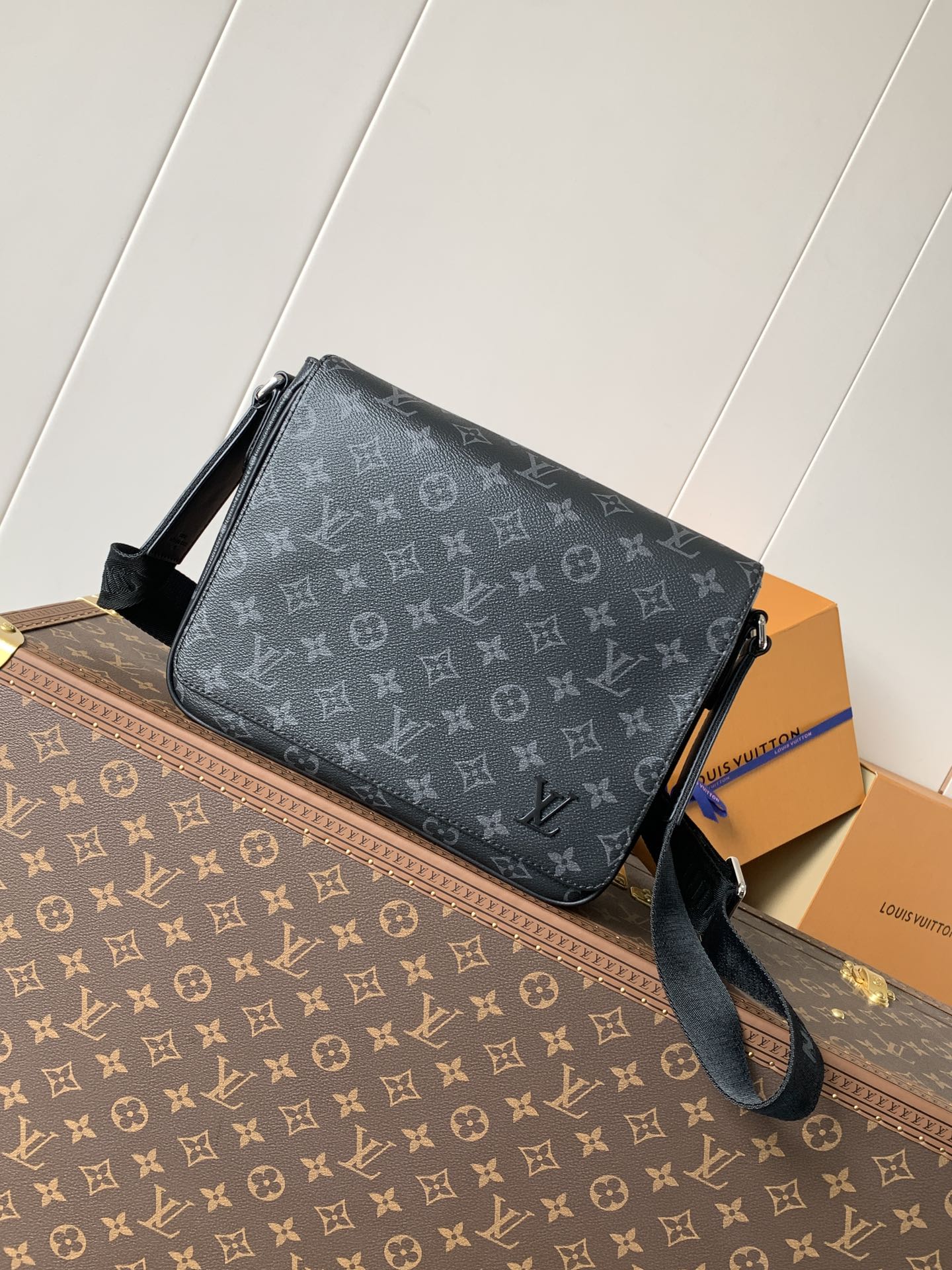 LV District M46255
