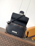 LV Dauphine Soft M13450