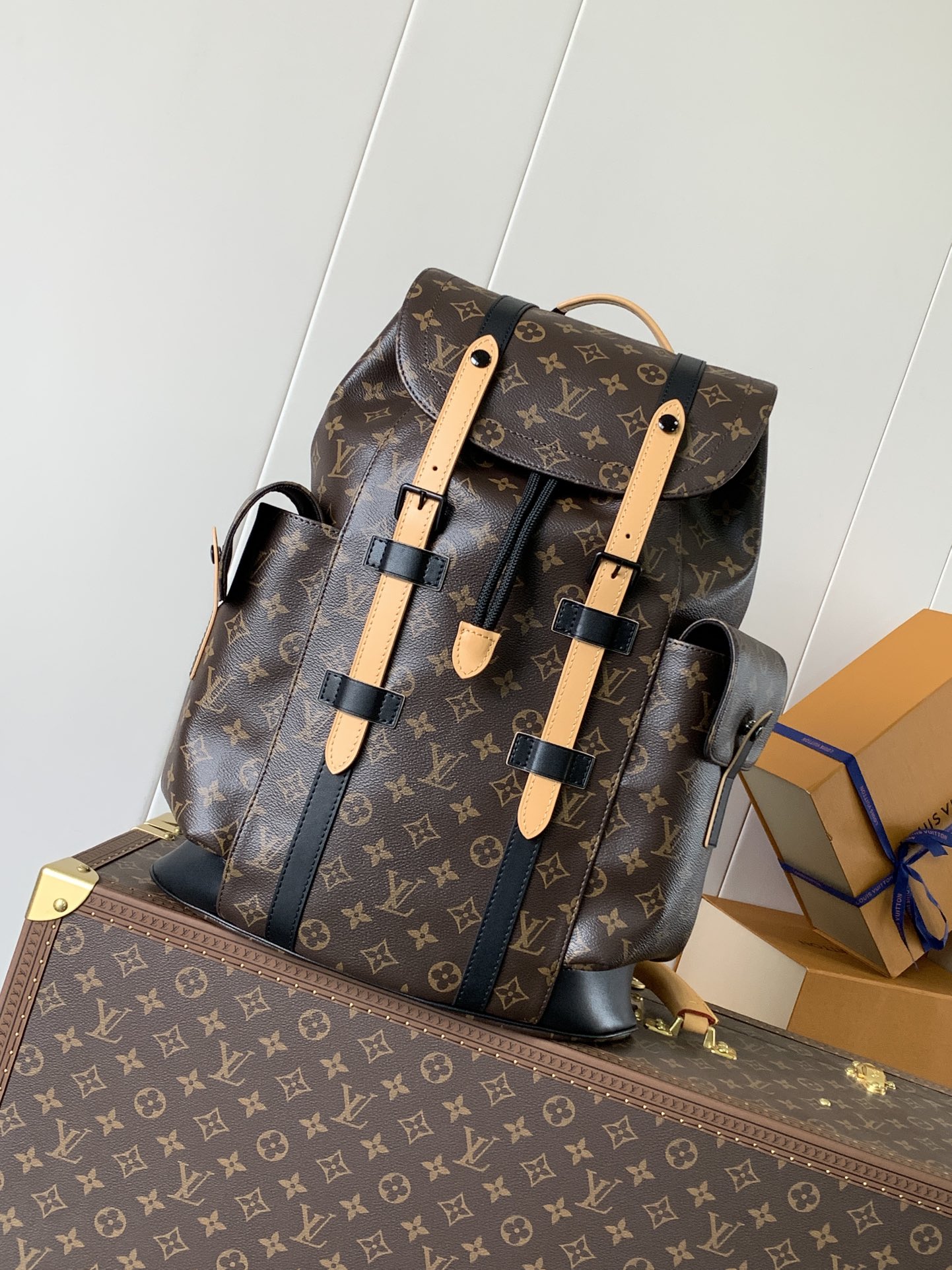 LV Christopher M46686