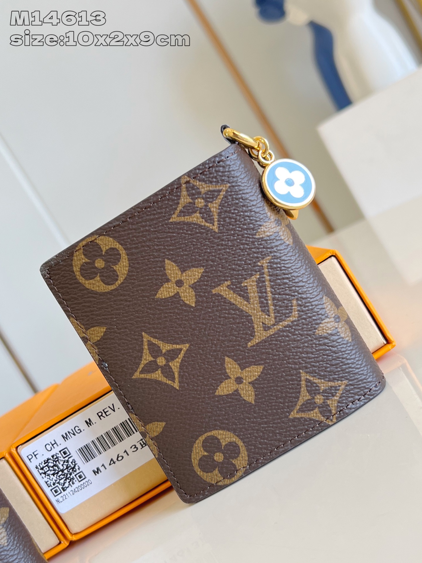 LV LV Charms M14613
