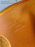 LV LV Circle M12384
