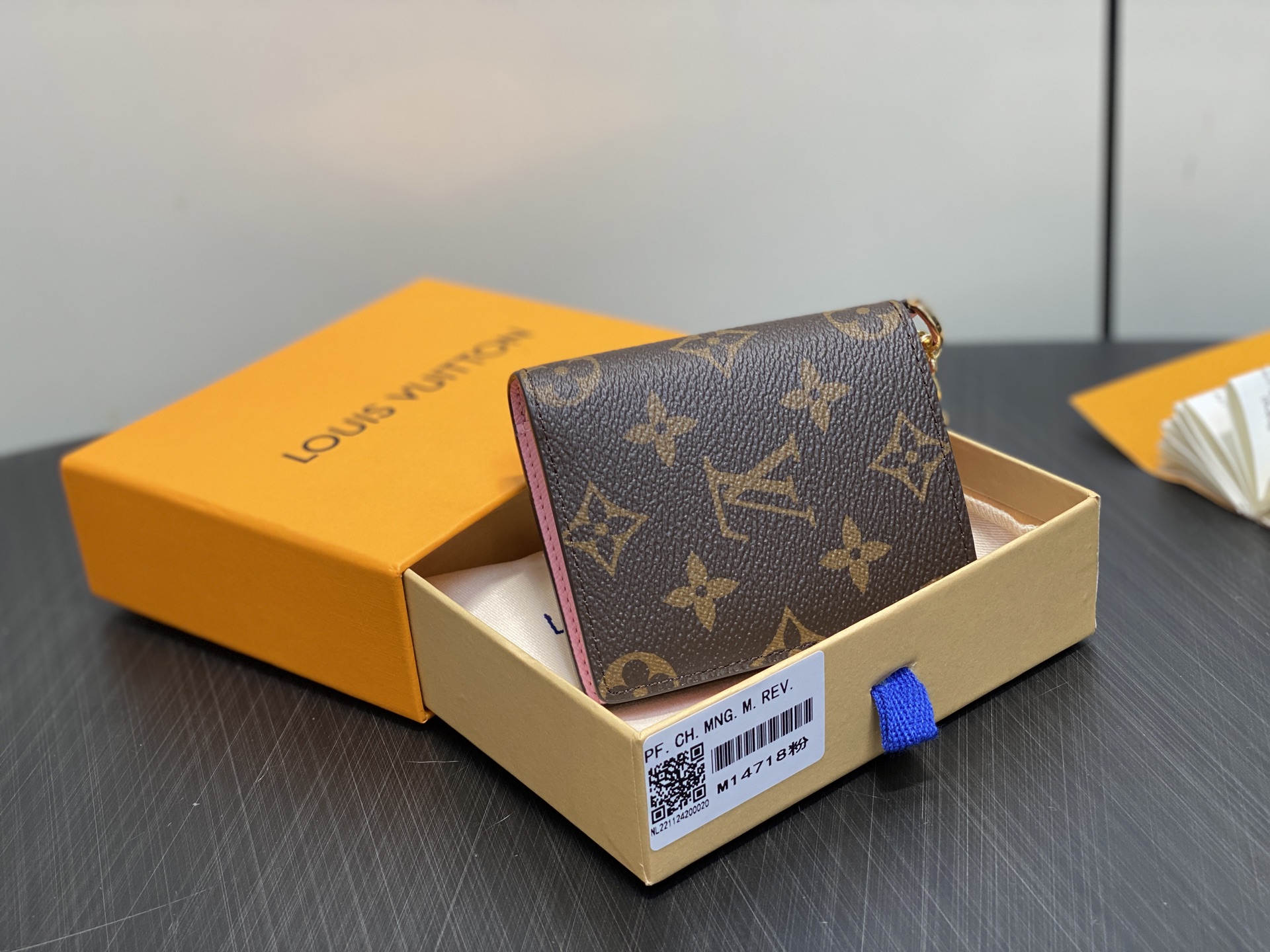 LV LV Charms M14718