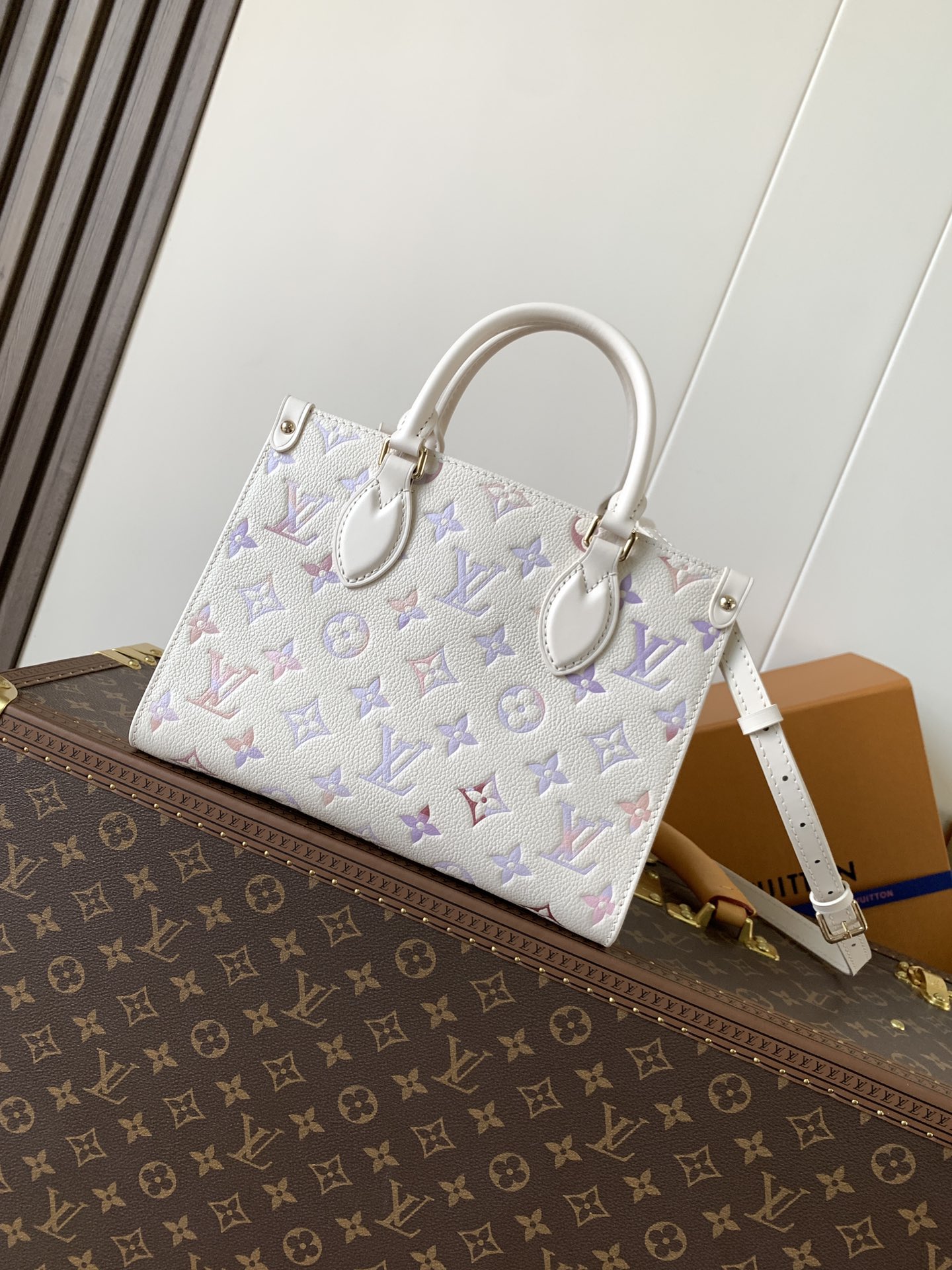 LV Monogram Empreinte M25770