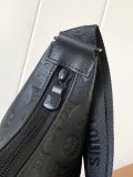 LV Monogram Shadow M14778