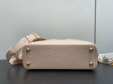 LV CAPUCINES BB M25461