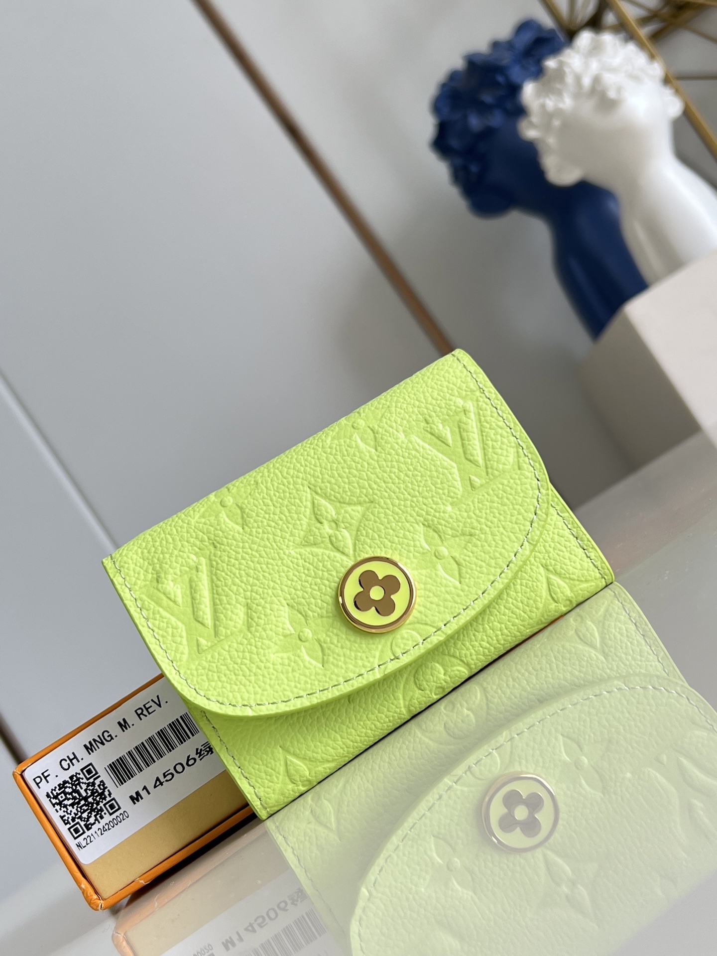 LV Monogram Empreinte M14506