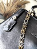 LV Capucines Souple M12924