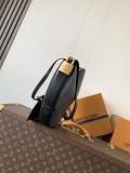 LV Low Key Cookie M14642