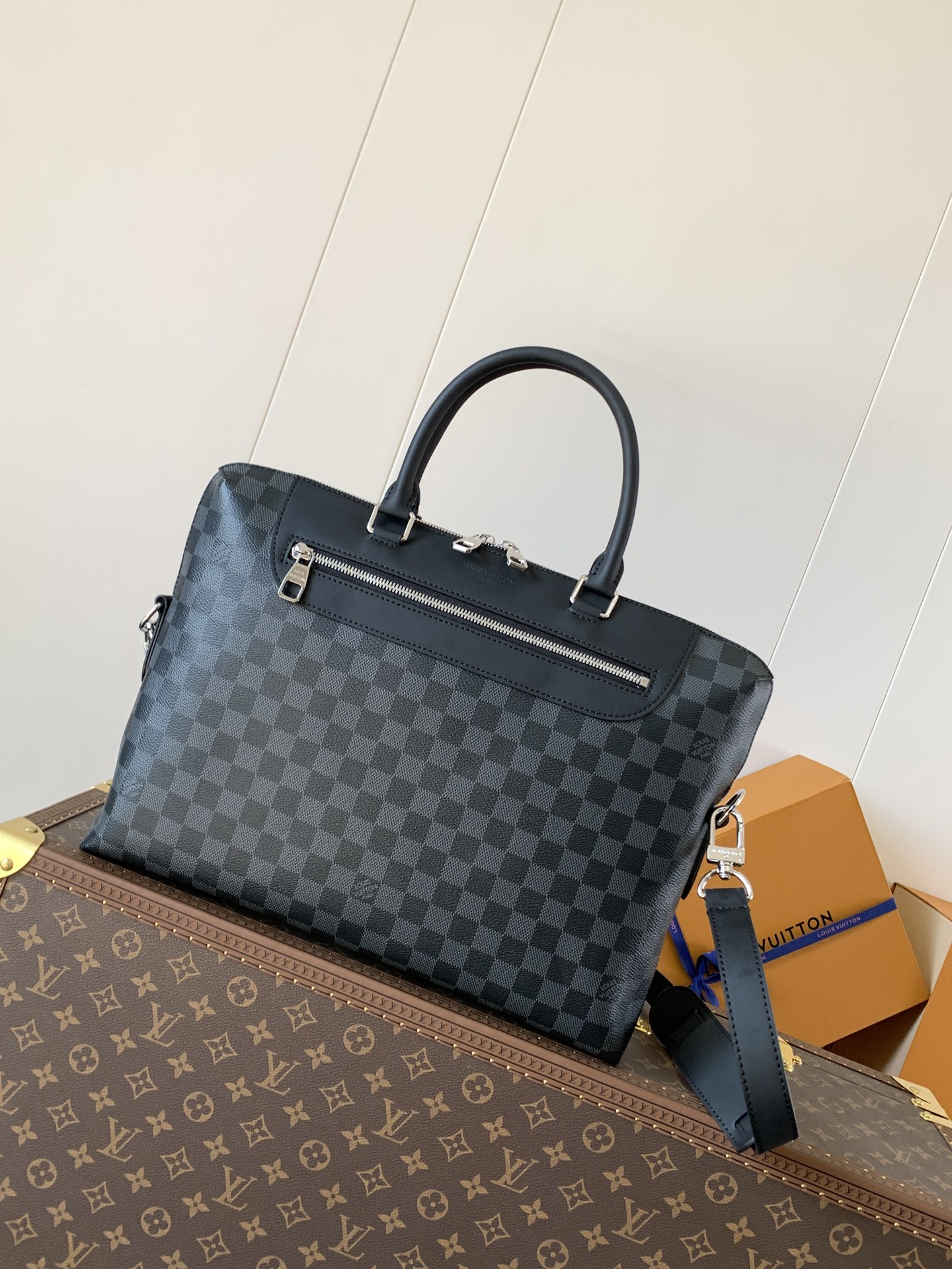 LV Documents Voyage N48260