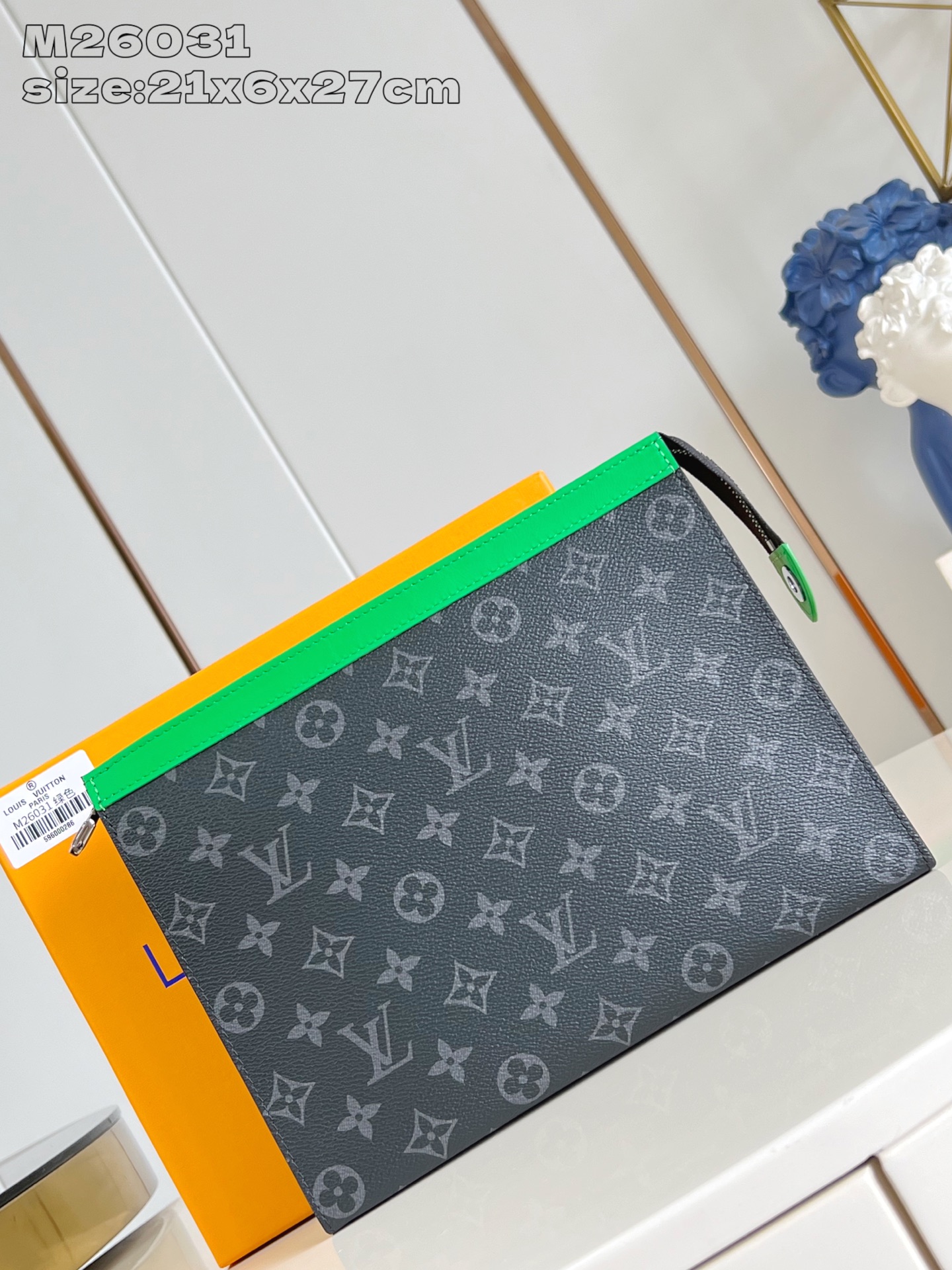 LV Monogram Eclipse M26031
