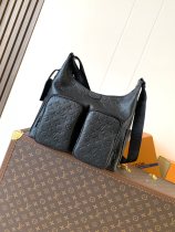 LV Monogram Shadow M14778
