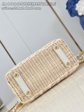 LV Capucines M48865
